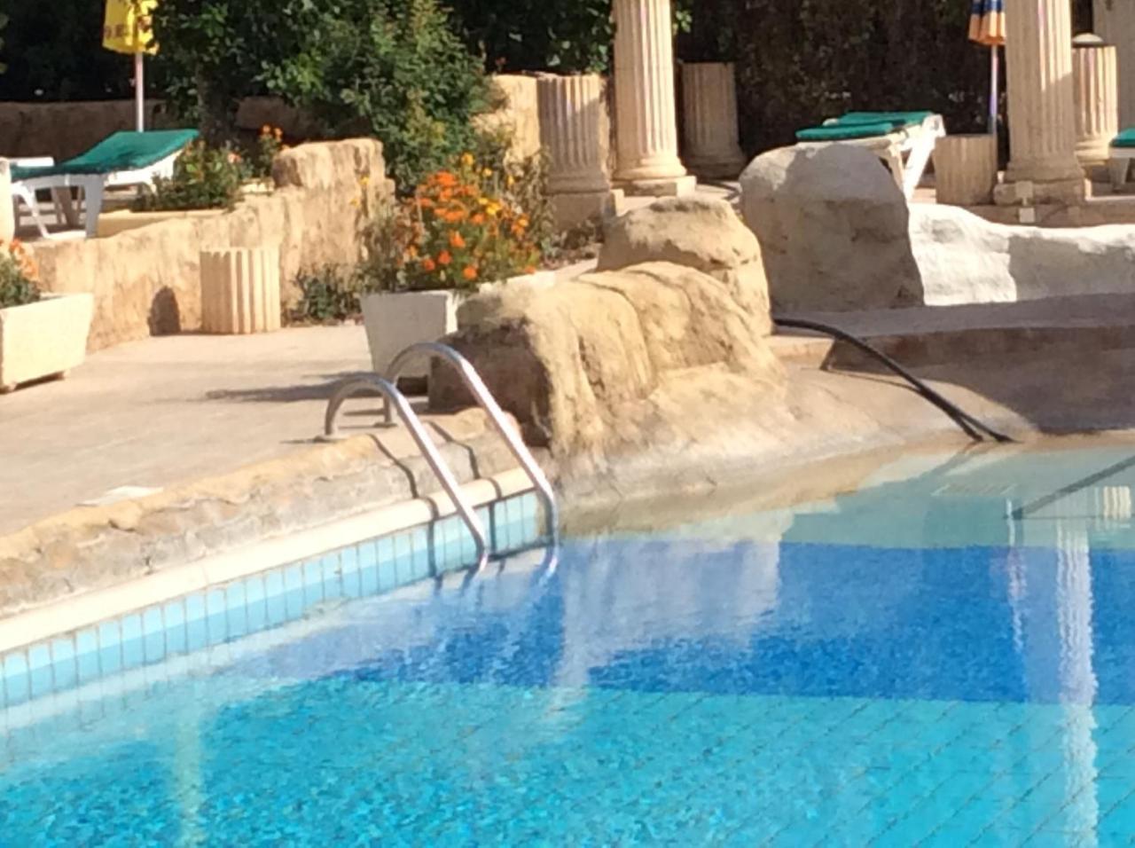 Kings Annex Aparthotel Πάφος Εξωτερικό φωτογραφία