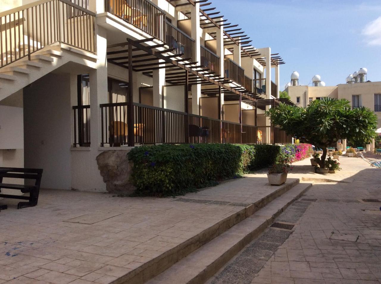 Kings Annex Aparthotel Πάφος Εξωτερικό φωτογραφία